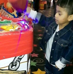 Meet your Posher, Aahley